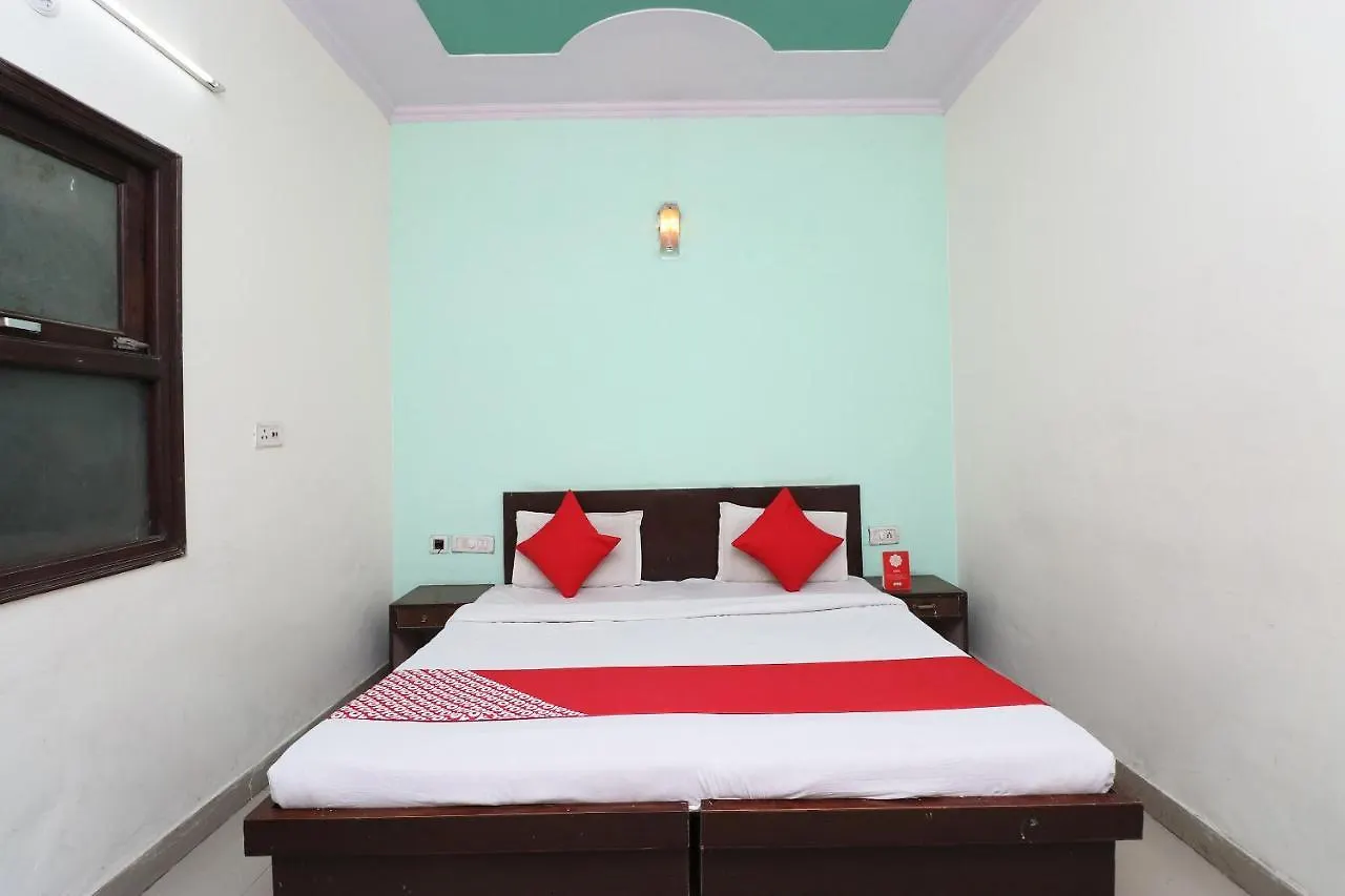 Oyo Flagship 29742 Hotel Seva & Restaurant Agra