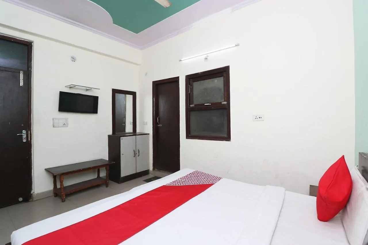 Oyo Flagship 29742 Hotel Seva & Restaurant Agra